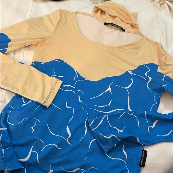 Andersson Bell Water Wave turtleneck Top in yellow and blue size medium - Picture 6 of 10